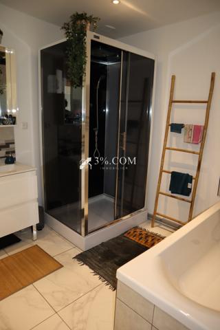 Maison 8 pièce(s) 4 chambre(s) 204 m²