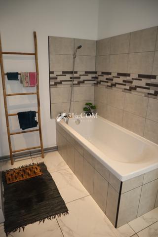 Maison 8 pièce(s) 4 chambre(s) 204 m²