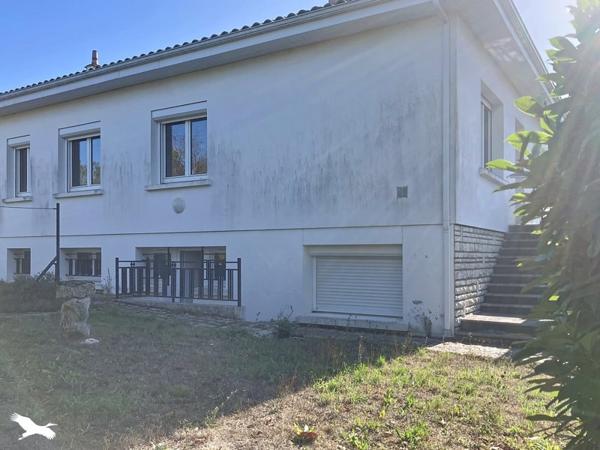 Maison 182 000 € Saint-Jean-d'Angély 5 p 144 m² DPE D