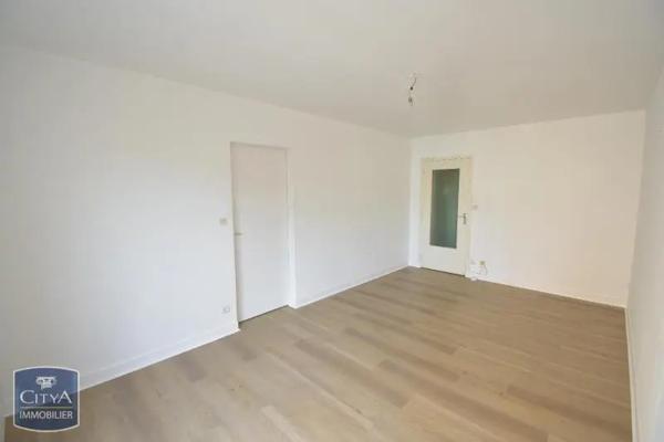 Appartement à louer 2 pièces 46.89m²