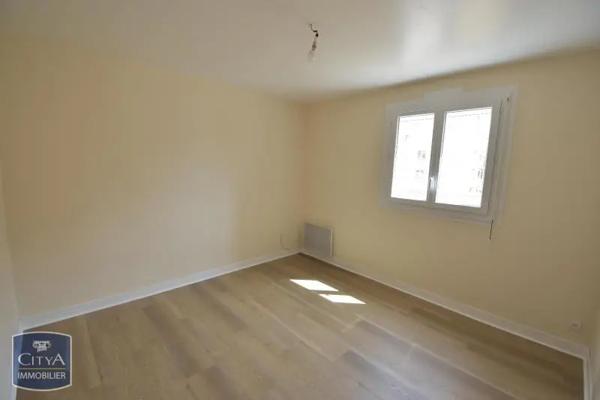 Appartement à louer 2 pièces 46.89m²