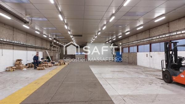 Local industriel avec stockage, atelier et bureaux