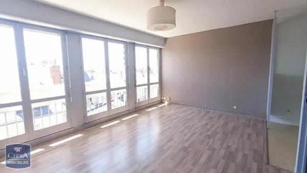 Appartement à louer 1 pièce 27.76m² Orléans (45000)