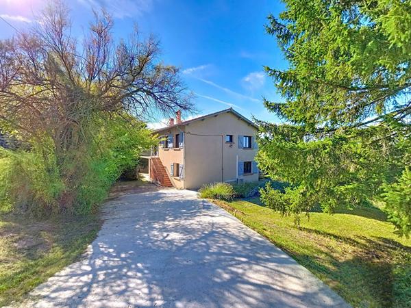 Belle maison familiale 7 pièces de 158m² sur un terrain de 1500m² à vendre en exclusivité dans votre agence Nestenn dans le charmant village de Pompertuzat.