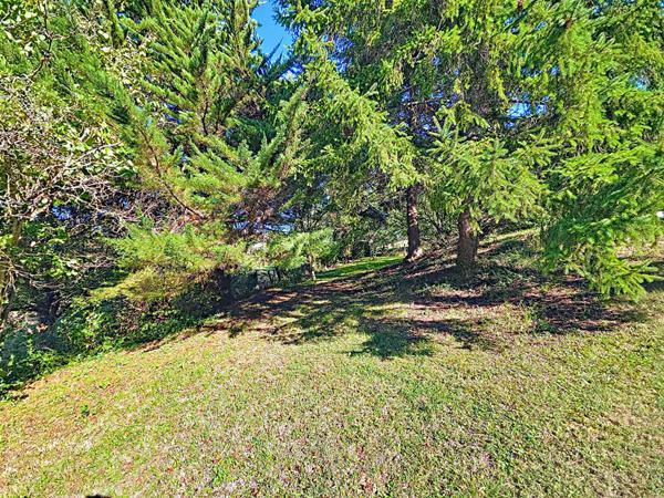 Belle maison familiale 7 pièces de 158m² sur un terrain de 1500m² à vendre en exclusivité dans votre agence Nestenn dans le charmant village de Pompertuzat.