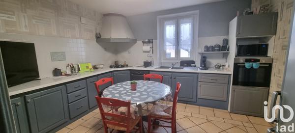 Maison traditionnelle 5 pièces de 120 m² à Châlette-sur-Loing (45120)