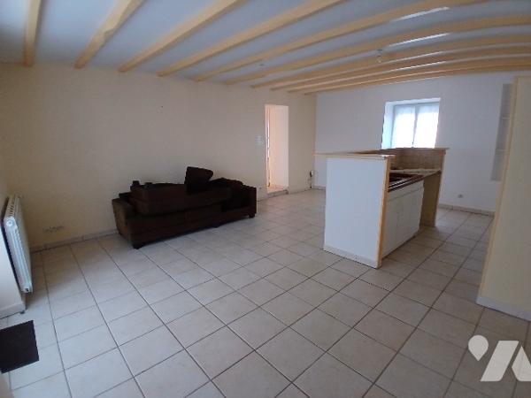 Maison à vendre de plain-pied à SAINT-AUBIN-LE-CLOUD (79450)