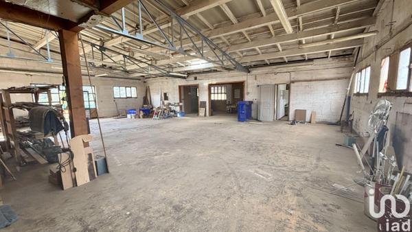 Murs commerciaux  à vendre 325 m² Saint-Étienne-de-Fontbellon