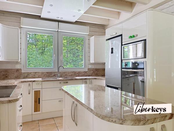 Maison scandinave au cœur des bois – 175 m² à 1h de Paris - Pullay
