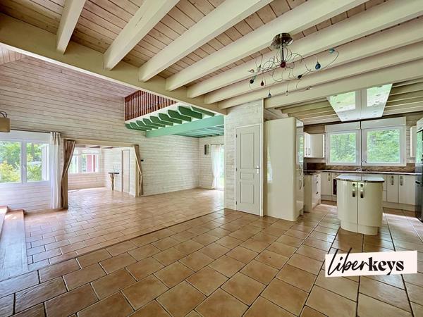 Maison scandinave au cœur des bois – 175 m² à 1h de Paris - Pullay