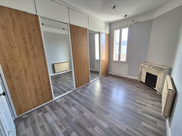 Appartement T4 parking Alès (30100)