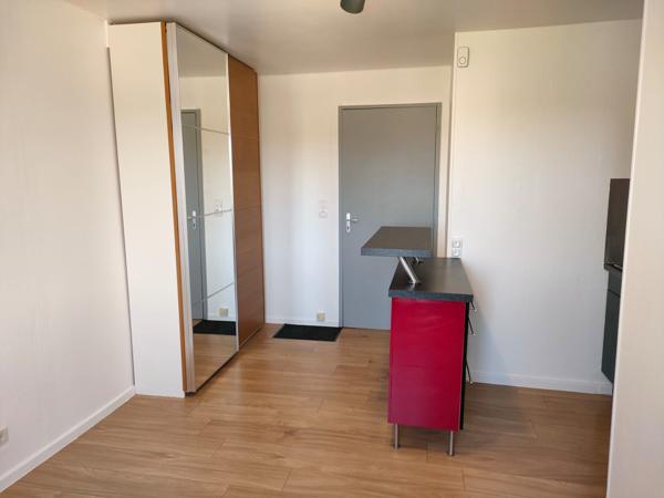 Besançon (25000) Studio + parking
