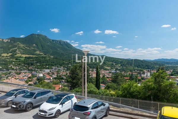 Appartement + annexe