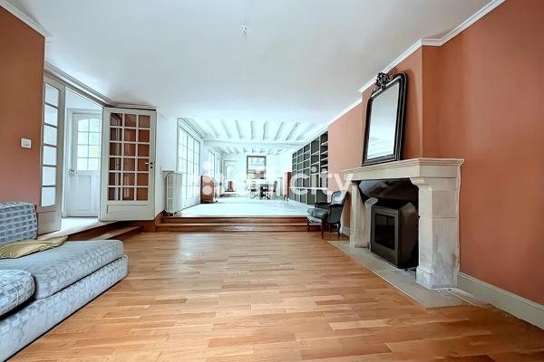 Maison
         9 pièces
        - 345 m² Bien prestige 419 000 € *