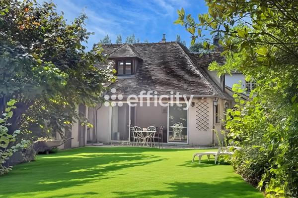 Maison
         9 pièces
        - 345 m² Bien prestige 419 000 € *