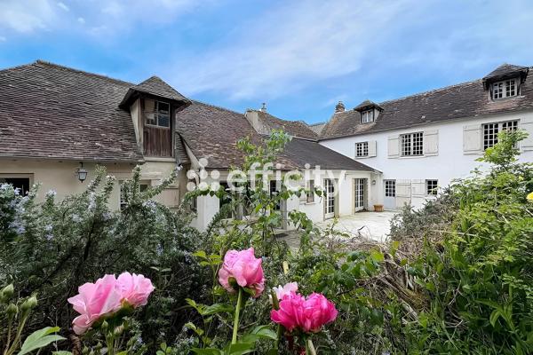 Maison
         9 pièces
        - 345 m² Bien prestige 419 000 € *
