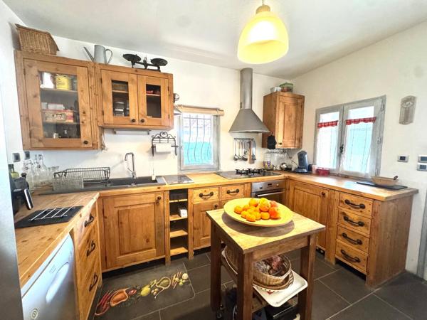 APPARTEMENT T5 CALVISSON 100 M2