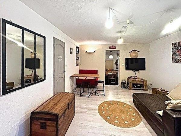 APPARTEMENT T5 CALVISSON 100 M2