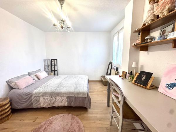 APPARTEMENT T5 CALVISSON 100 M2