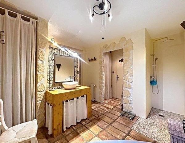 APPARTEMENT T5 CALVISSON 100 M2