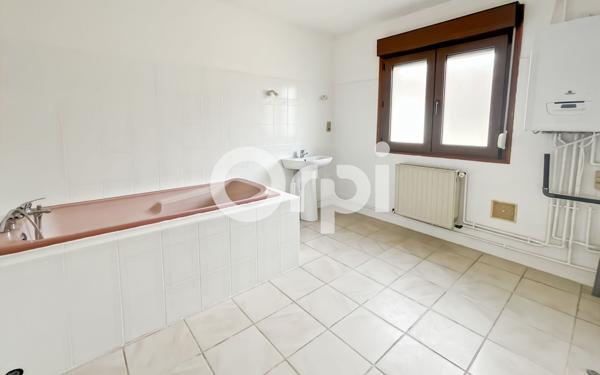 Maison à louer    4 pièces • 90 m2 Landrethun-le-Nord