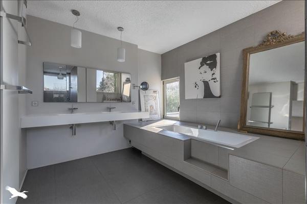 Maison à vendre |  Saint-Médard-en-Jalles |  6 pièces | 217 m²