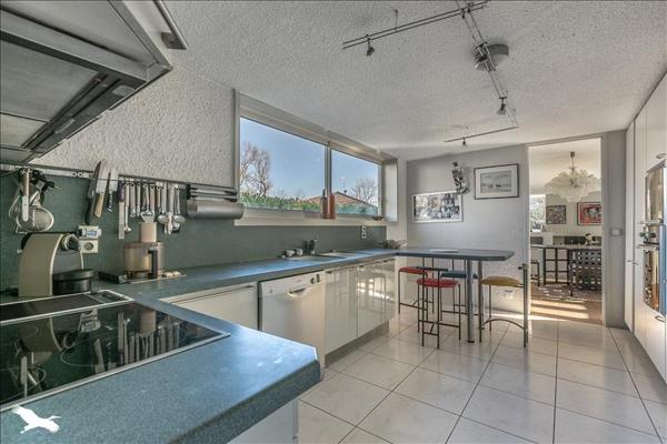 Maison à vendre |  Saint-Médard-en-Jalles |  6 pièces | 217 m²