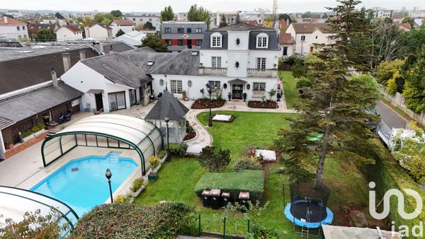 Maison à vendre 11 pièces 390 m² Saint-Maur-des-Fossés