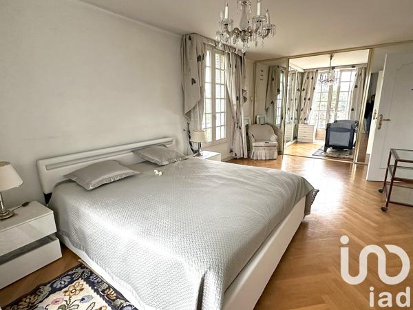 Maison à vendre 11 pièces 390 m² Saint-Maur-des-Fossés