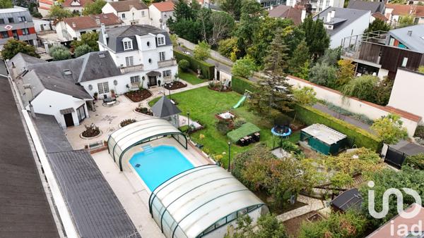 Maison à vendre 11 pièces 390 m² Saint-Maur-des-Fossés