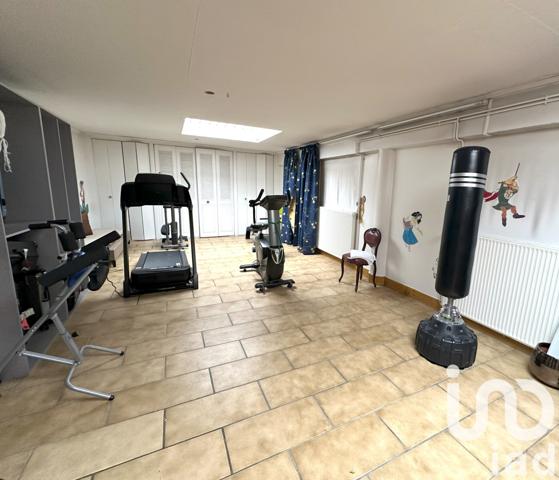 Maison à vendre 11 pièces 390 m² Saint-Maur-des-Fossés