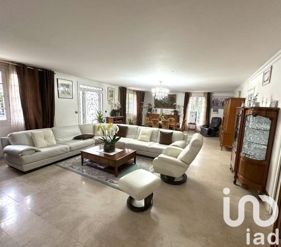 Maison à vendre 11 pièces 390 m² Saint-Maur-des-Fossés