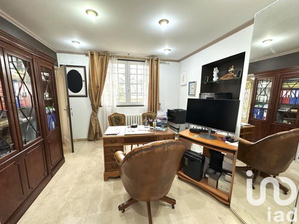 Maison à vendre 11 pièces 390 m² Saint-Maur-des-Fossés