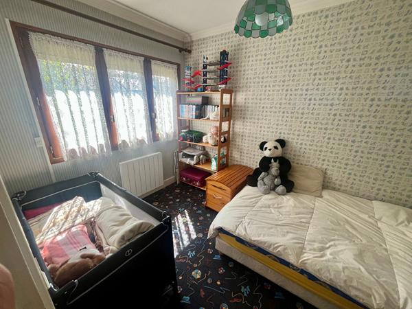 Maison Villepreux 5 pièce(s) 90m2 JARDIN ET GARAGE