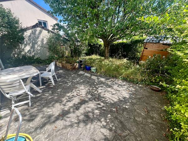 Maison Villepreux 5 pièce(s) 90m2 JARDIN ET GARAGE