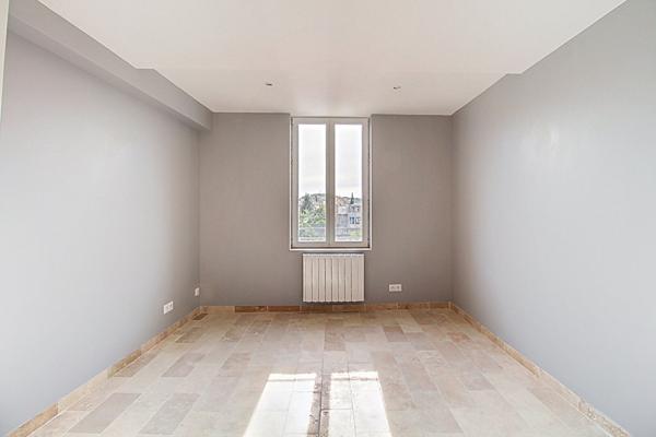 À VENDRE EN EXCLUSIVITÉ à DRAGUIGNAN Appartement T2 de 33 m²