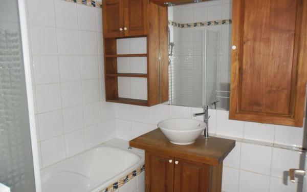 Appartement à louer    3 pièces • 64,51 m2 Villeurbanne