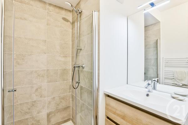 Appartement F4 à vendre  4 pièces - 83 m2 AUBERVILLIERS - 93