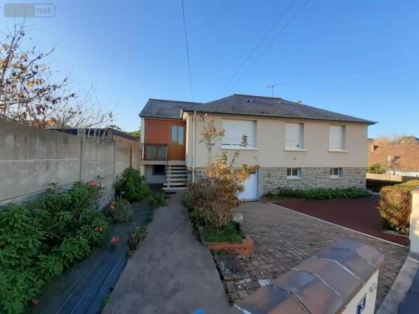 Location - Maison Laval 53000 3 pièces 85 m 2 696 m 2