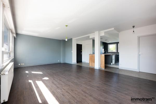 Vente Appartement 85m2 - 2 chambre(s) - Marcq en Baroeul, Croisé Laroche • Réf. VA27271