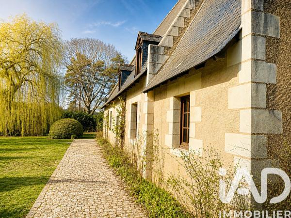 Maison à vendre 10 pièces 213 m² Saint-Cyr-sur-Loire
