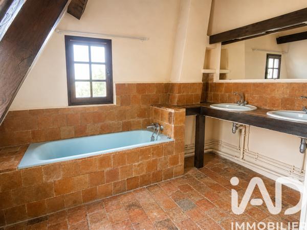 Maison à vendre 10 pièces 213 m² Saint-Cyr-sur-Loire