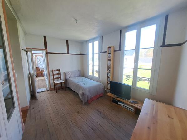 A VENDRE: ELEGANTE MAISON BOURGEOISE A LA FLECHE