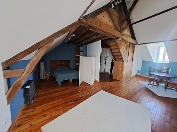 A VENDRE: ELEGANTE MAISON BOURGEOISE A LA FLECHE