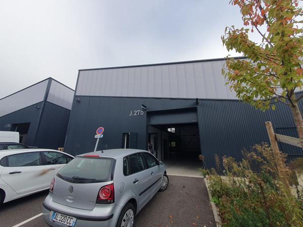 Entrepôt / Local industriel à LOUER