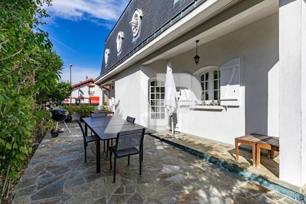 Séduisante demeure - RARE - Quartier Percy Schneider €1 240 000 ** - Ref : 83345837I