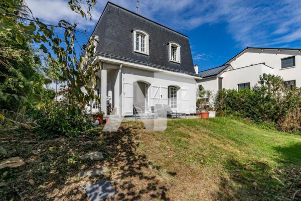 Séduisante demeure - RARE - Quartier Percy Schneider €1 240 000 ** - Ref : 83345837I