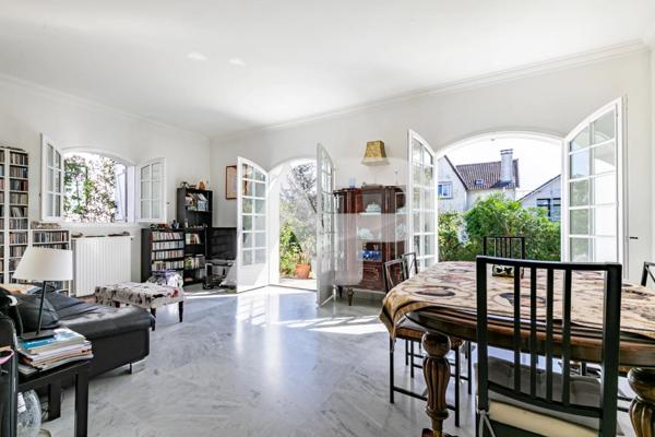 Séduisante demeure - RARE - Quartier Percy Schneider €1 240 000 ** - Ref : 83345837I