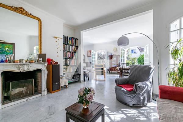 Séduisante demeure - RARE - Quartier Percy Schneider €1 240 000 ** - Ref : 83345837I