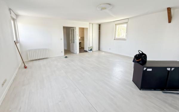Appartement à vendre    3 pièces • 71,23 m2 Saint-Jean-le-Blanc